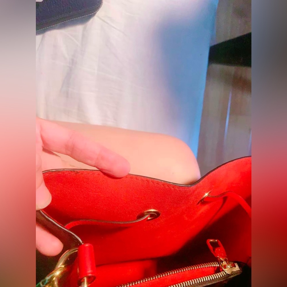 LouisVuitton NeoNoe Monogram Canvas Red Bucket Bag Organizers Gently Lucky Charm - Picture 6 of 16